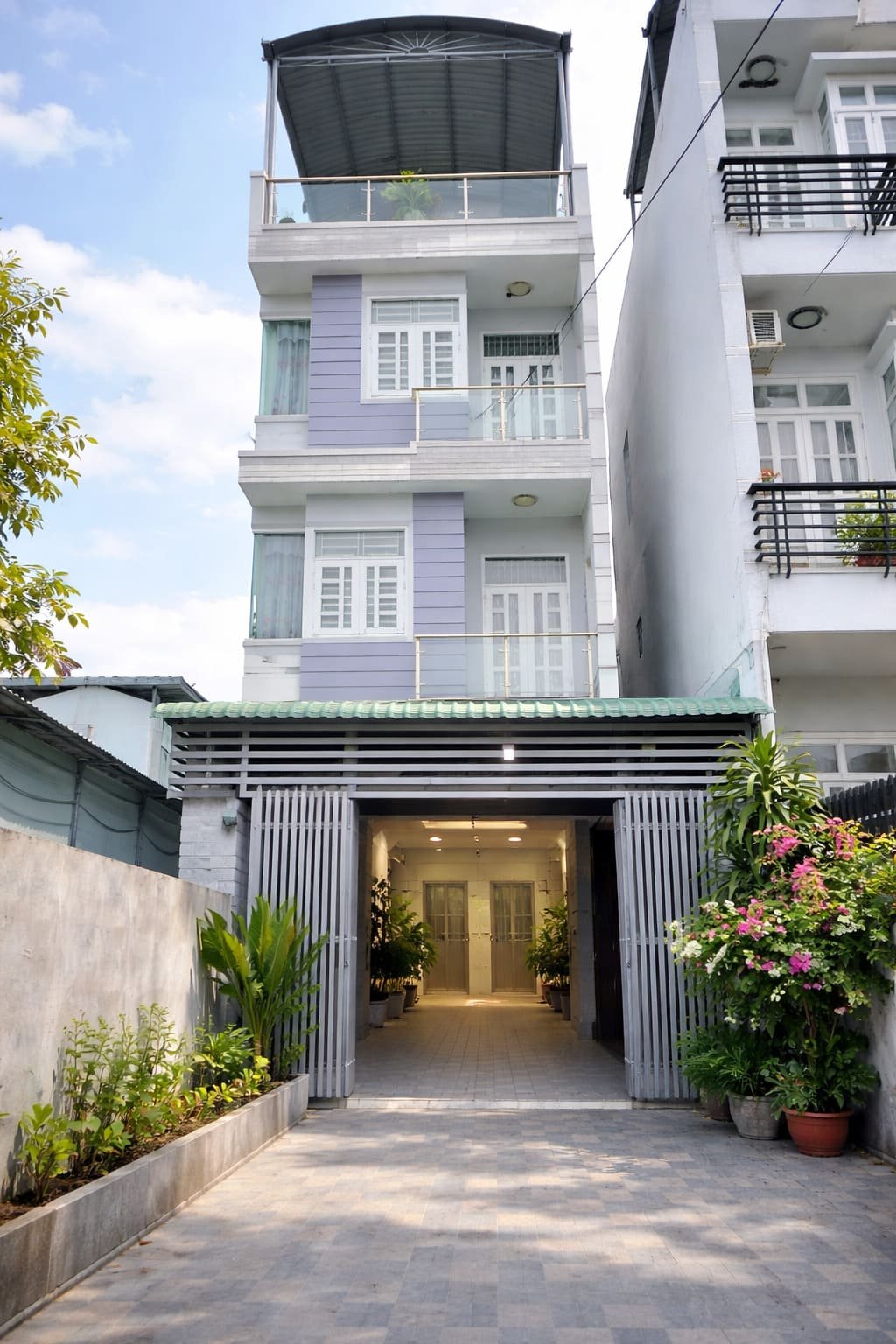 Bán nhà 4 tầng, kiên cố, đẹp như mơ ngay Nguyễn Ảnh Thủ